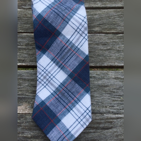 J Crew Mens Neck Tie Blue Plaid 100% Linen Slim Necktie NEW! - Picture 2 of 4